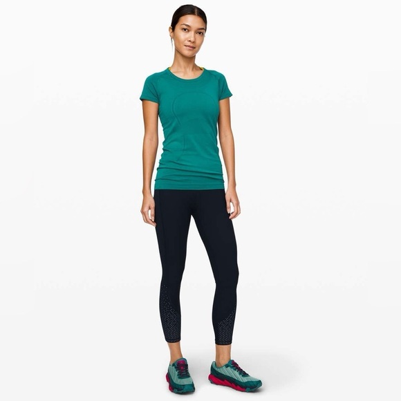 Lululemon | Swiftly Tech Short Sleeve CrewLaguna / Laguna Size 4 Workout Running - Picture 2 of 12